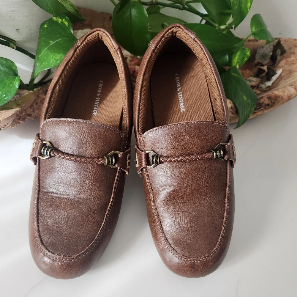 Crown Vintage Chestnut Leather Slip-Ons NWOT
